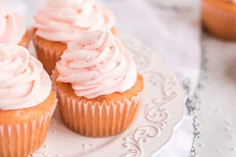 Pink Champagne Cupcakes.