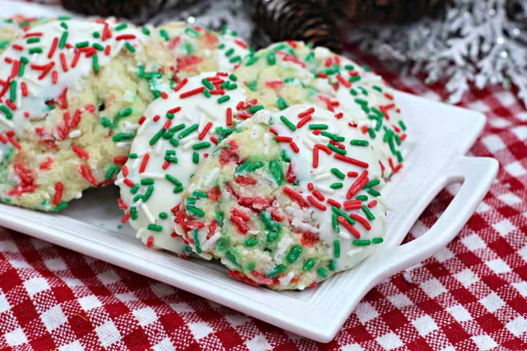 A red and green sprinkled cookie.