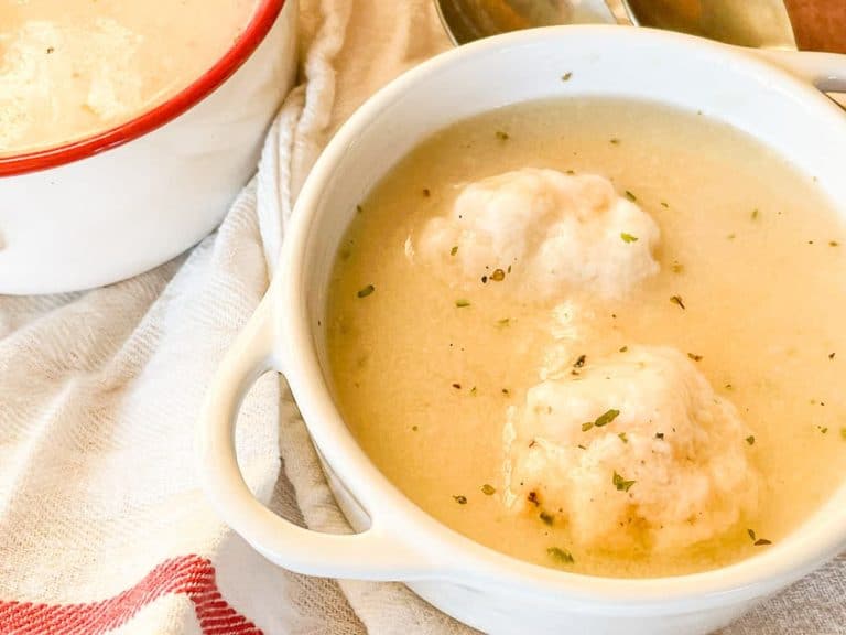 A bowl of easy fluffy dumplings.